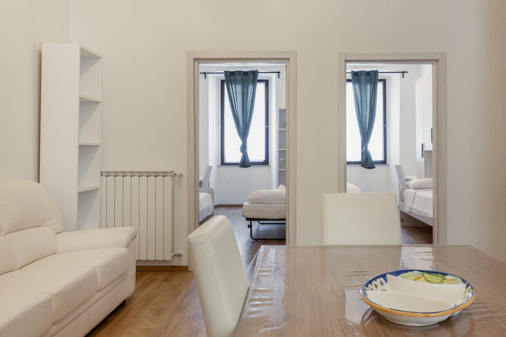 Elegante Rifugio D'Annunzio Con Parcheggio A Trieste Bagian luar foto